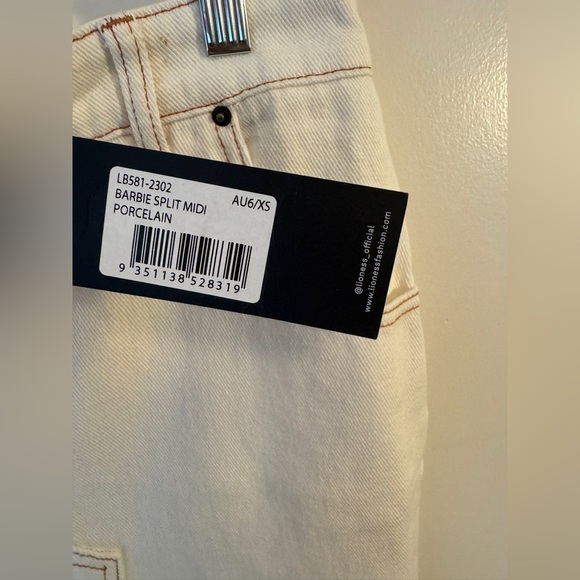 Lioness Barbie Split Maxi Skirt, NWT, size AU6/ XS - Picture 5 of 10